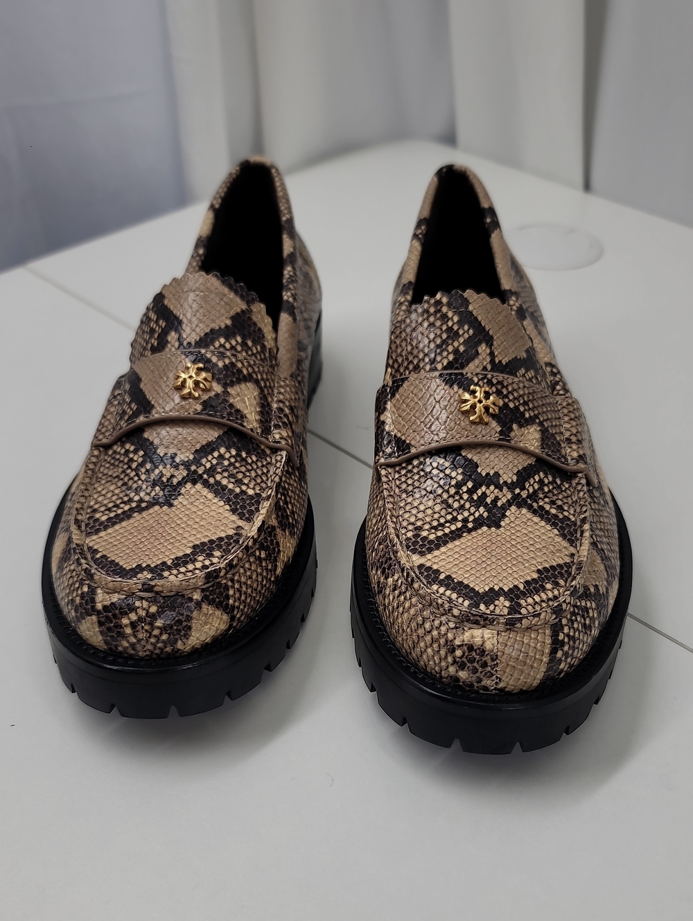 Tory Burch Classic Lug Sole Snake-Print Loafer Size 7